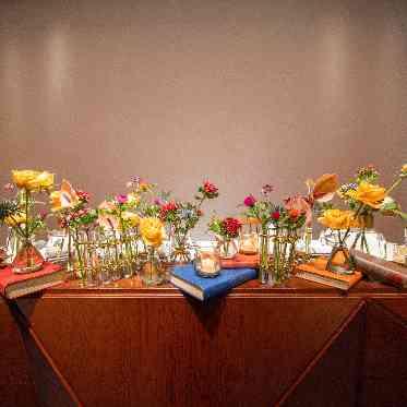 ノートルダム大阪ONE/FIVESTAR WEDDING おふたりの世界観に合わせてトータルコーディネートをプロがご提案!