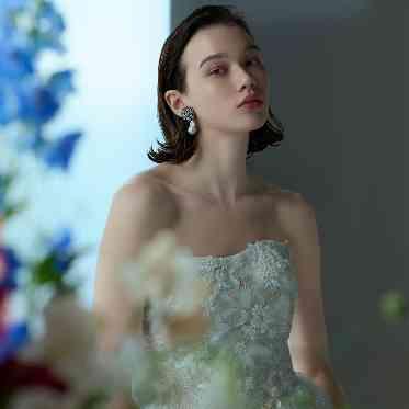 ノートルダム大阪ONE/FIVESTAR WEDDING 館内のドレスサロンはお二人専用のクローゼット♪お気に入りの一着を見つけて