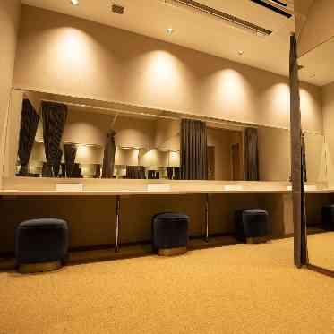 ノートルダム大阪ONE/FIVESTAR WEDDING ゲストのヘアセットや着付けも専用のビューティーサロンがあるから安心