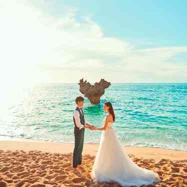 ティーヌ浜のハートロック撮影(オプション)も人気です