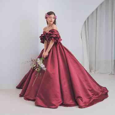 ララシャンスOKAZAKI迎賓館 カラードレス