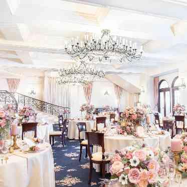 セント・ラファエロチャペル御堂筋~アンジェルミエール~ ラグジュアリー空間