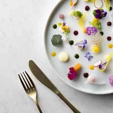 セント・ラファエロチャペル御堂筋~アンジェルミエール~ 色鮮やかなお料理