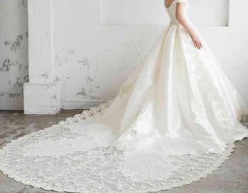 セント・ラファエロチャペル ドレス・衣装の写真2