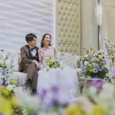 ステラ・デル・アンジェロ 新しいスタイルの空間で優雅なくつろぎを