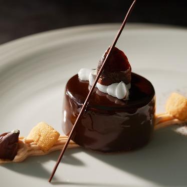 ステラ・デル・アンジェロ 和洋折衷|¥24,000コース|デザート|2層の香り高き栗のムース