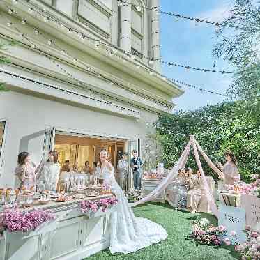 アニヴェルセル 大阪 見た目もかわいいデザートが並ぶとテンションもアップ!