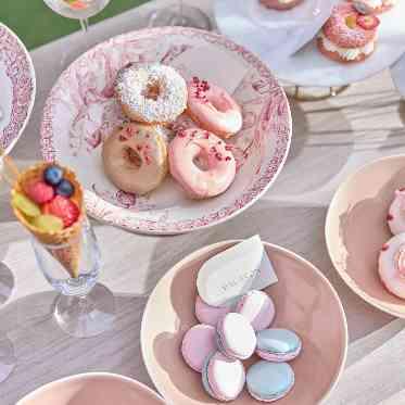 アニヴェルセル 大阪 色鮮やかなスイーツは写真映え◎