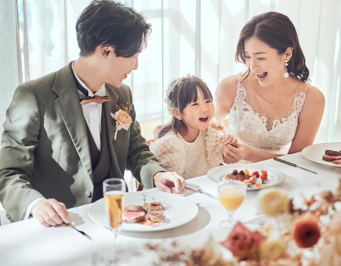 アニヴェルセル 大阪 ロビー・控室