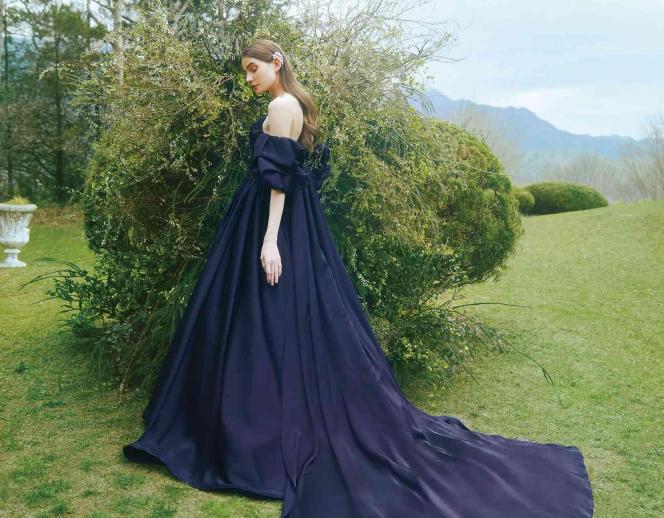 アニヴェルセル 大阪 ドレス・衣装