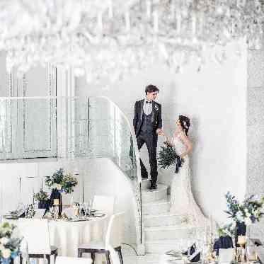 セント・ラファエロチャペル東京 階段からの入場シーンが叶う