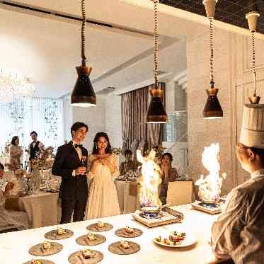 セント・ラファエロチャペル東京 オープンキッチンから出来立てのお料理でおもてなし