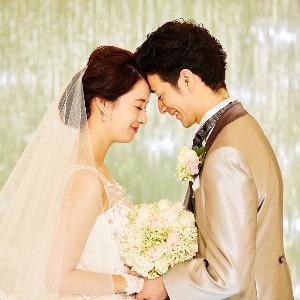 水の流れる美しいチャペル