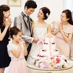 エルブライトハウス ゲストに囲まれながらケーキ入刀!