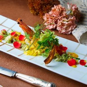 エルブライトハウス 鯛と車海老のポッシェ柚子をきかせたベアルネーズ浅利と蟹のクリームリゾット