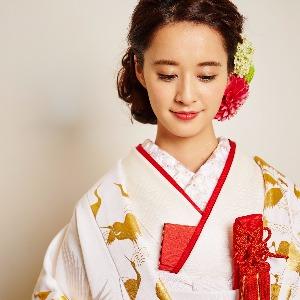 エルブライトハウス 自社直営ドレスサロンの為バリュエーション豊富