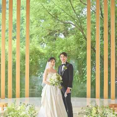 奈良町 あしびの郷 緑と自然光に包まれた人気のチャペル