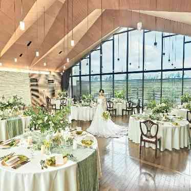 奈良町 あしびの郷 奈良町あしびの郷は複数の衣装店との提携があるため、選べるラインナップも豊富