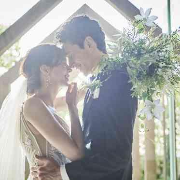 ストリングスホテルNAGOYA 煌めく光が花嫁に透明感と輝きを与えてくれる