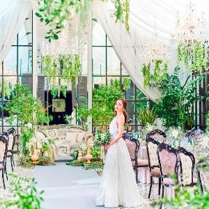 ストリングスホテルNAGOYA ナチュラルコーデで屋内ガーデンの様な雰囲気に。