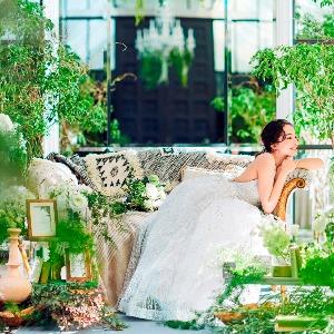 ストリングスホテルNAGOYA メインの席をソファーにして、リラックス