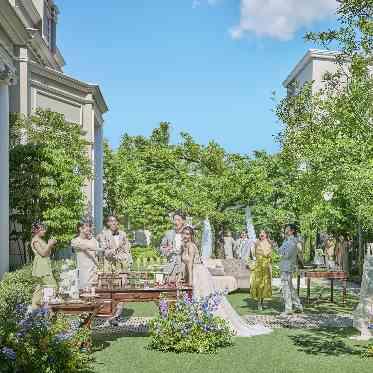 ストリングスホテルNAGOYA 青空の下で、ゲストとフォトタイム