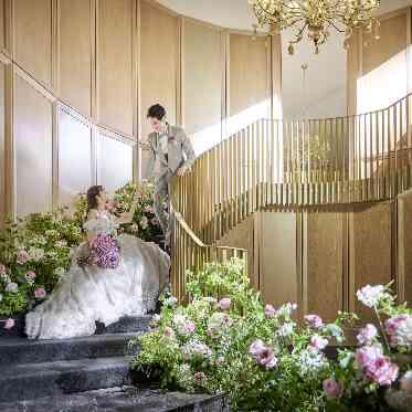 ストリングスホテルNAGOYA 憧れの階段入場が叶う