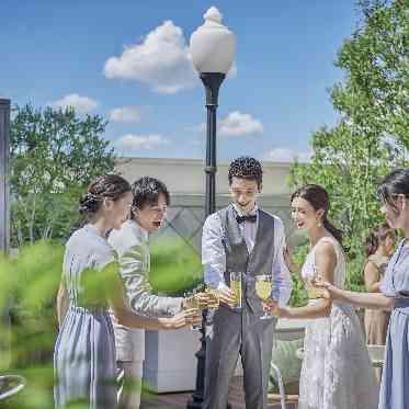 ストリングスホテルNAGOYA ガーデンでの乾杯シーン