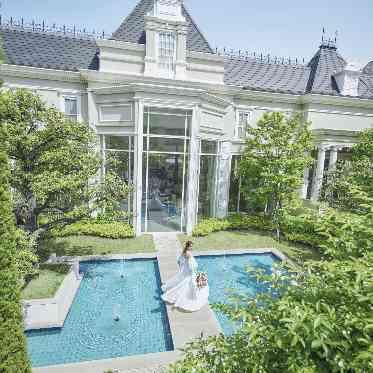 ストリングスホテルNAGOYA 名駅すぐ、一軒家貸切のガーデン