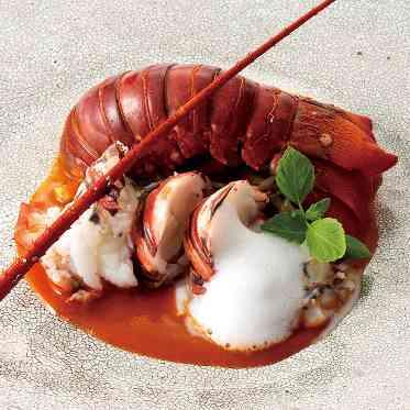 MIRAIE Wedding(ミライエウエディング) お料理は全てお箸で頂けるので、あらゆるゲストも安心