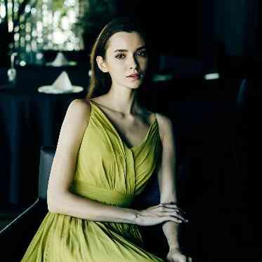 MIRAIE Wedding(ミライエウエディング) カラードレス