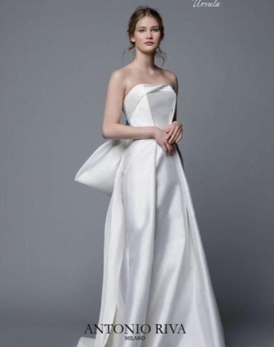 MIRAIE Wedding(ミライエウエディング） ドレス・衣装