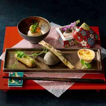 キャッスルガーデンOSAKA 和洋折衷のコース料理