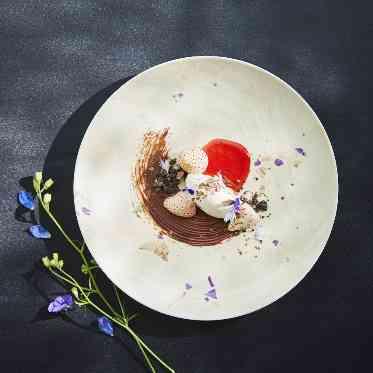 キャッスルガーデンOSAKA 和洋折衷のコース料理