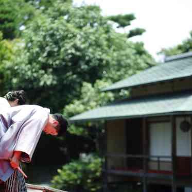 凛とした風が吹き抜ける