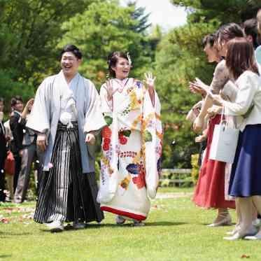 フラワーシャワー