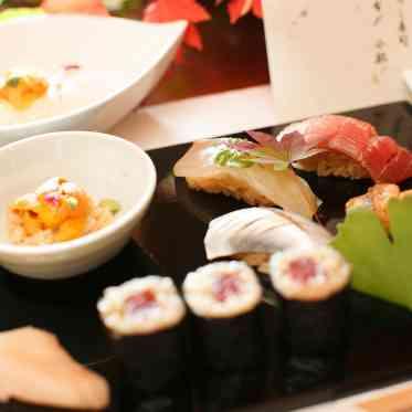 白鳥庭園 THE SHUGEN お寿司