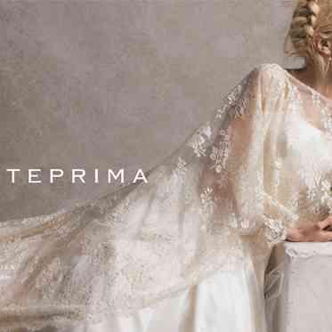 白鳥庭園 THE SHUGEN ウェディングドレス