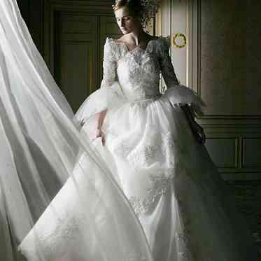 白鳥庭園 THE SHUGEN ウェディングドレス