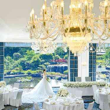 ホテルニューオータニ 1万坪の日本庭園を目の前に、プレミアムなウエディングを。