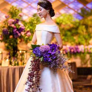 ホテルニューオータニ 和の雰囲気あふれる荘厳な空間は、ドレスも和装もしっかり映える。