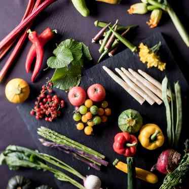 ホテルニューオータニ 有機栽培の契約農家や生産者が栽培方法にこだわり、丹精込めて育てた旬の野菜を使用