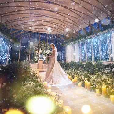 ampersand By LAGUNAVEIL ATELIER(アンパサンド バイ ラグナヴェールアトリエ) 星空を浮かべたプラネタリウムアレンジ