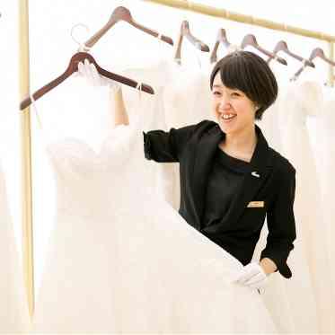 ampersand By LAGUNAVEIL ATELIER(アンパサンドバイラグナヴェールアトリエ) 専属ドレススタイリストがおふたりにぴったりな1着をご提案