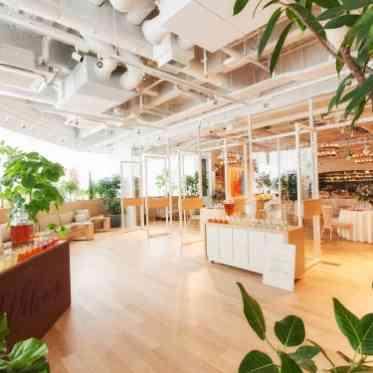 ampersand By LAGUNAVEIL ATELIER(アンパサンド バイ ラグナヴェールアトリエ) 【専用ロビー】各パーティ会場には専用の貸切ロビーが隣接。使い方はふたり次第!