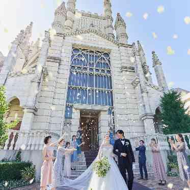 キャトルセゾン浜松 Les Quatre Saisons Hamamatsu ゲストに囲まれたフラワーシャワー