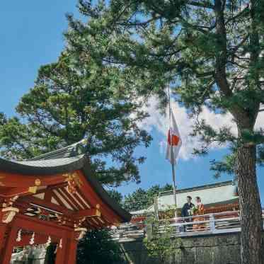 キャトルセゾン浜松 Les Quatre Saisons Hamamatsu 駅からほど近い好立地の神社