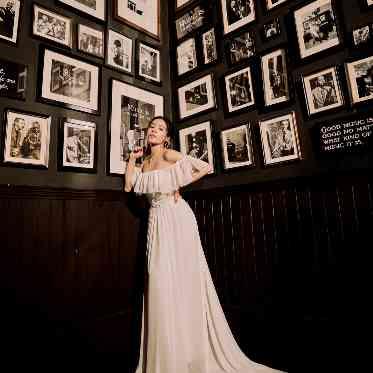 キャトルセゾン浜松 Les Quatre Saisons Hamamatsu 洗練された空間で他にはないワンシーンを