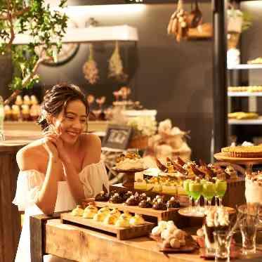キャトルセゾン浜松 Les Quatre Saisons Hamamatsu 華やかで写真映えするスイーツがゲストへのおもてなしに
