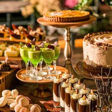 キャトルセゾン浜松 Les Quatre Saisons Hamamatsu 専属パティシエが届ける華やかなスイーツがゲストへのおもてなしに